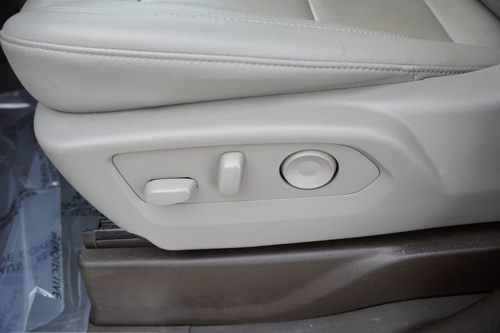 Certified 2022 Chevrolet Silverado 1500 LTZ image 24