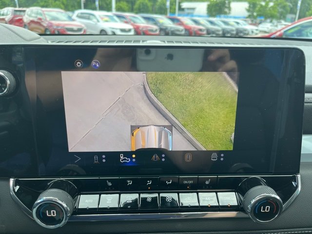 New 2025 Chevrolet Colorado LT w/ LT Convenience Package image 36