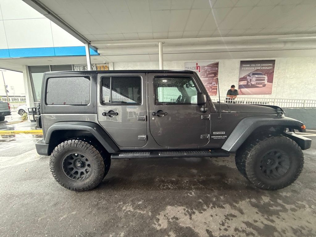 Used 2016 Jeep Wrangler Unlimited Sport w/ Quick Order Package 23S AWD/4WD image 4