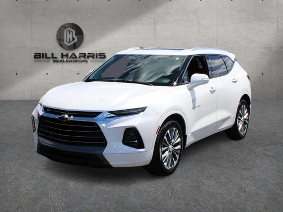 Used 2020 Chevrolet Blazer Premier w/ Driver Confidence II Package AWD/4WD image 1