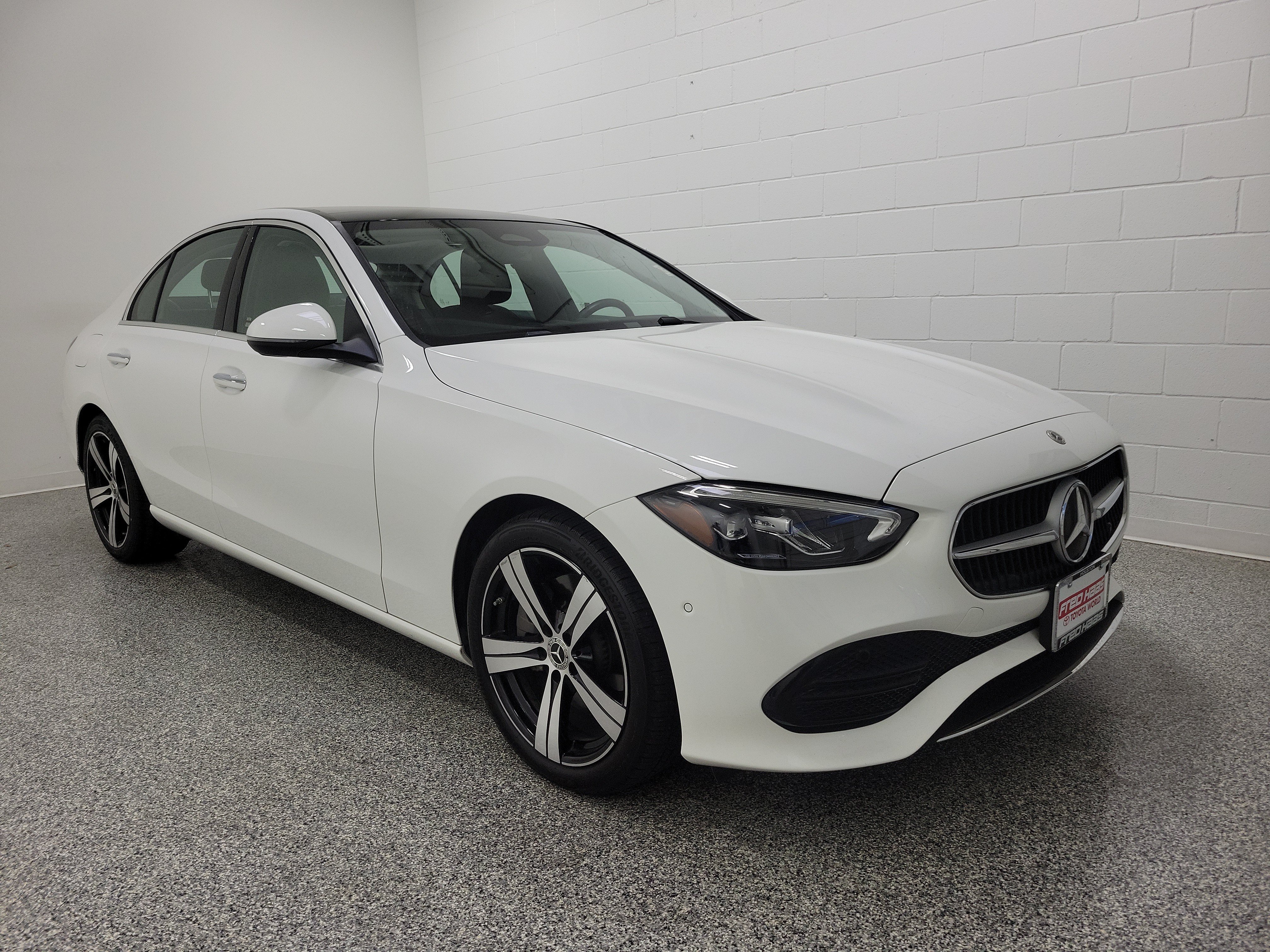 Used 2025 Mercedes-Benz C 300 Sedan image 5