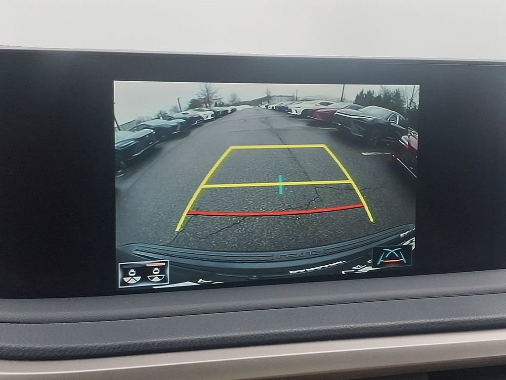 Used 2022 Lexus RX 350L Premium w/ Premium Package image 20