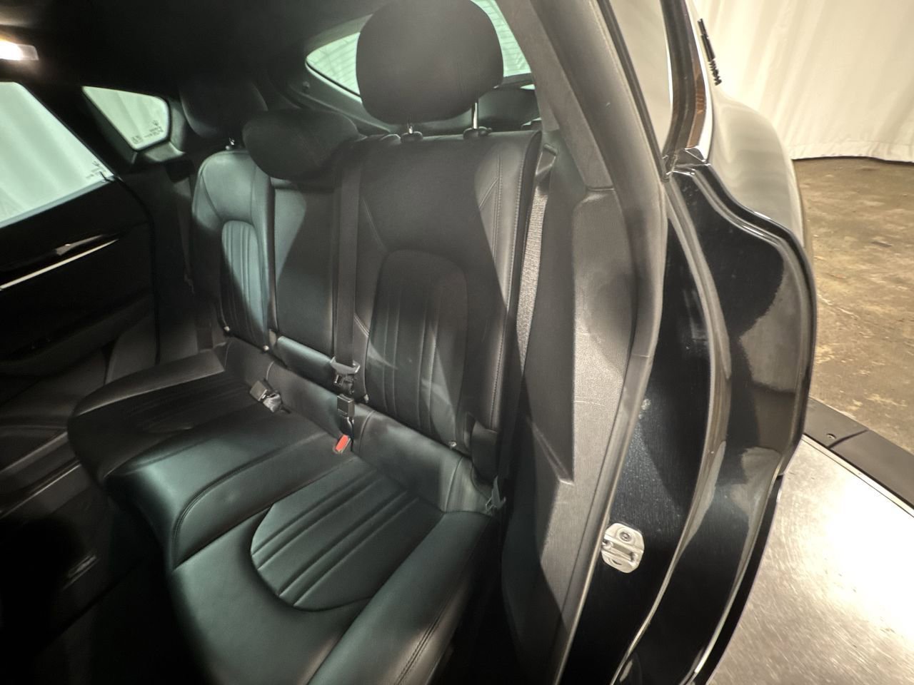 Used 2023 Maserati Levante Modena image 32