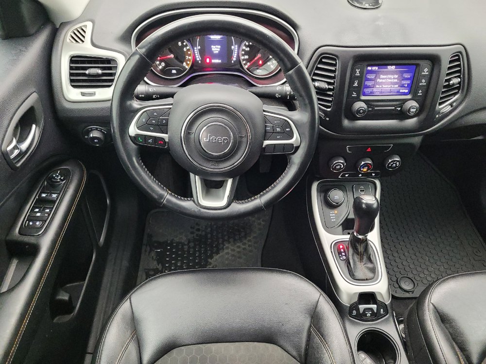 Used 2018 Jeep Compass Latitude w/ Cold Weather Group AWD/4WD image 22