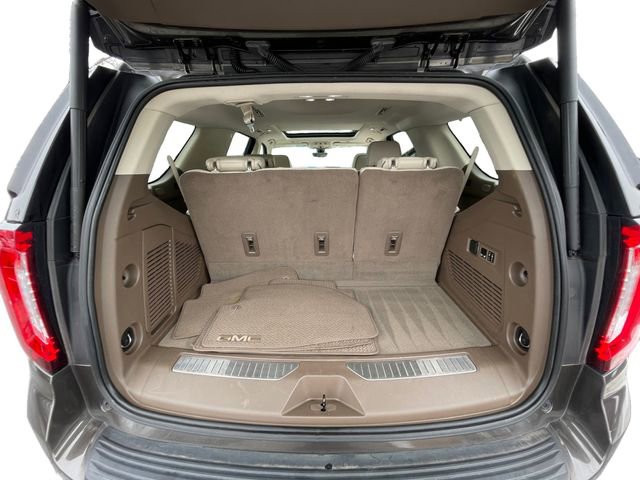 Used 2021 GMC Yukon Denali w/ Denali Premium Package image 19