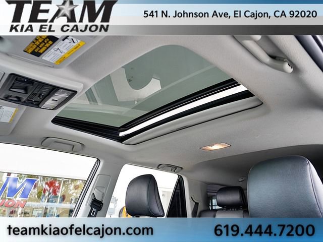 Used 2022 Toyota 4Runner SR5 Premium w/ Moonroof Package RWD image 17