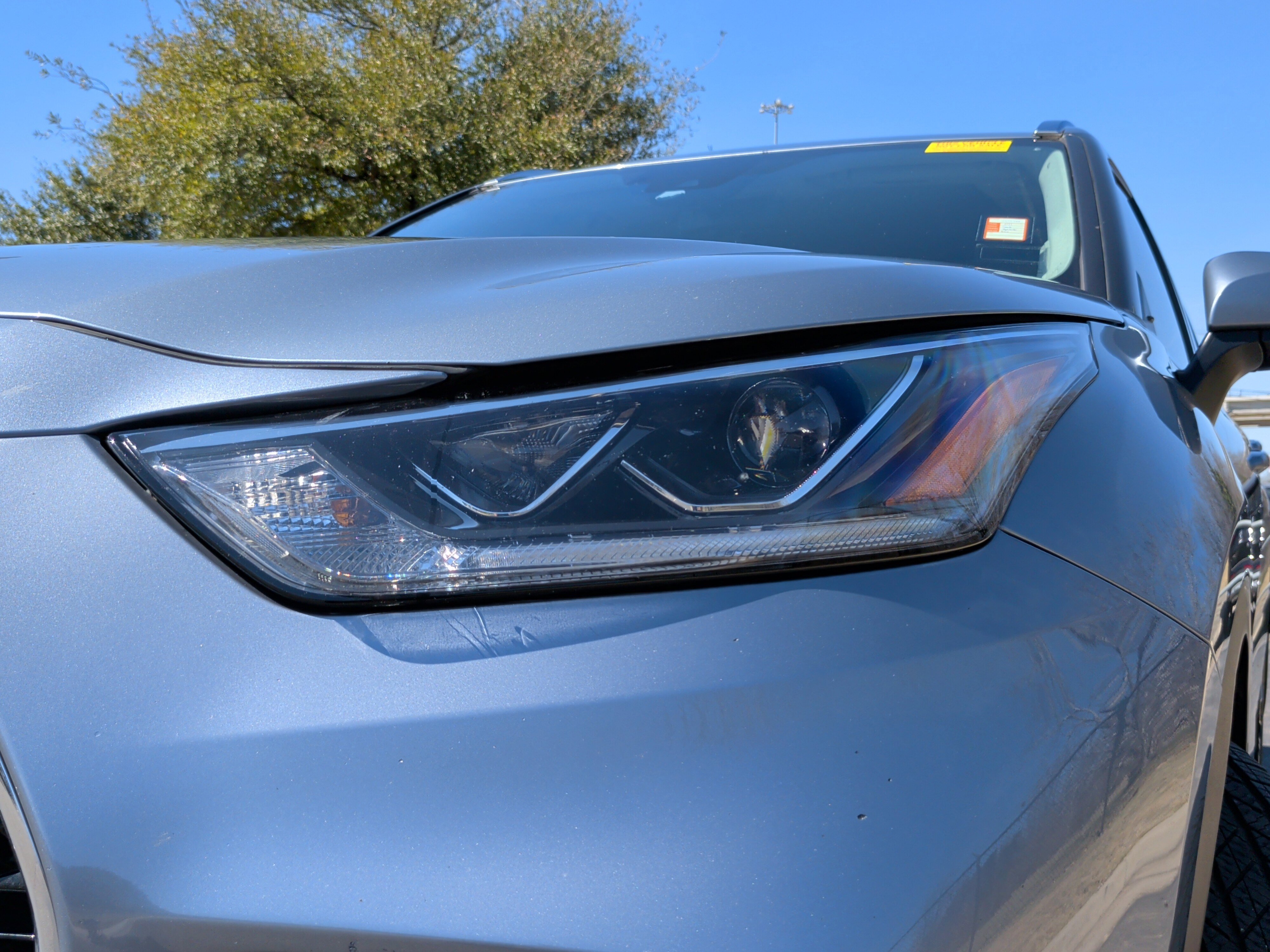 Used 2021 Toyota Highlander Platinum image 3