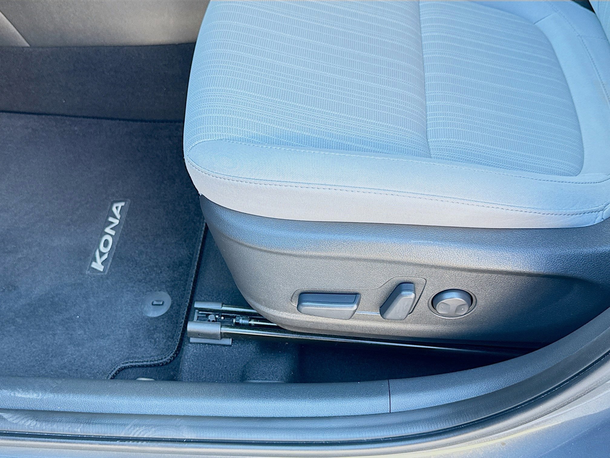 Used 2023 Hyundai Kona SEL image 15