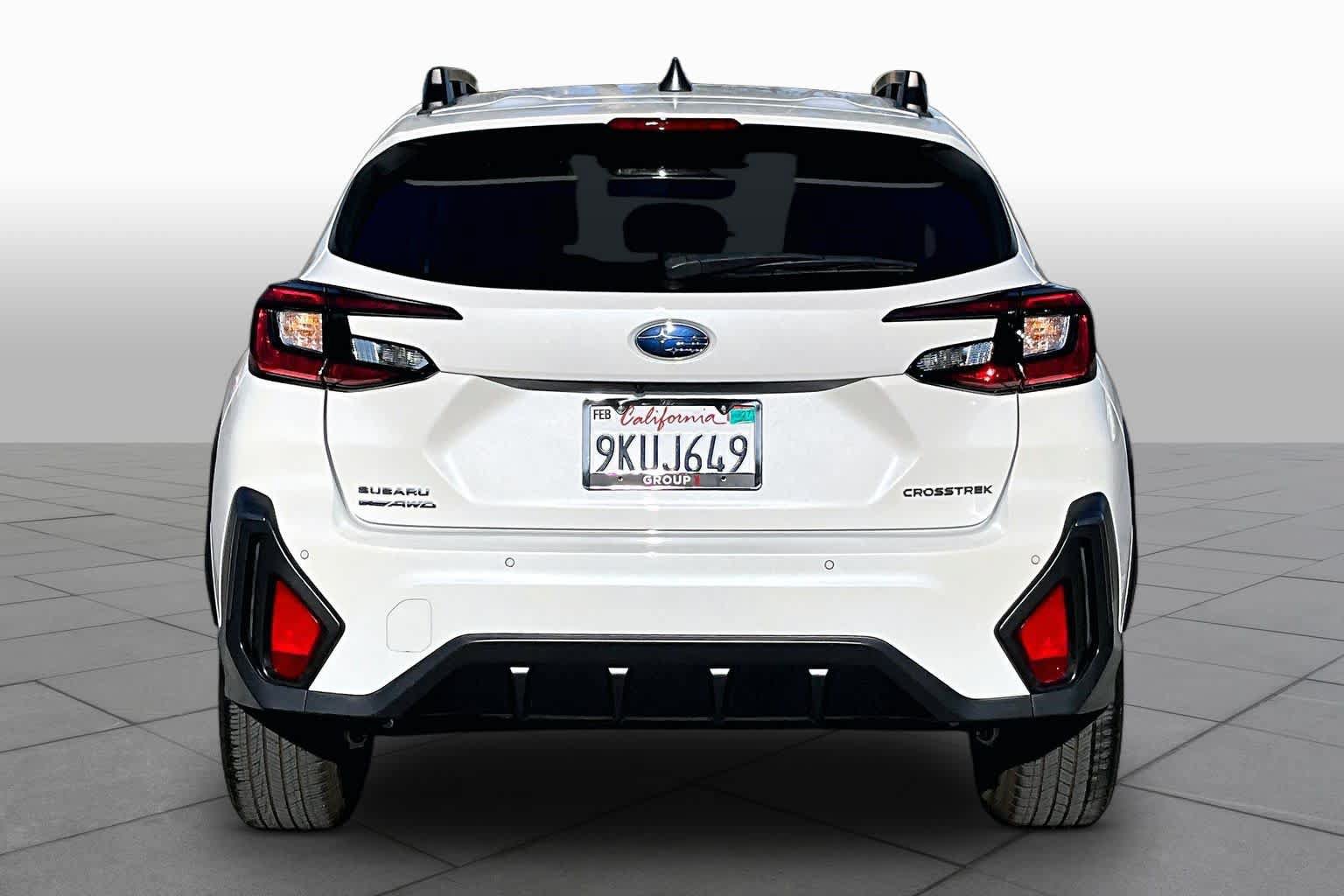 Used 2024 Subaru Crosstrek 2.5i Limited w/ Crosstrek Mirror Package AWD/4WD image 4