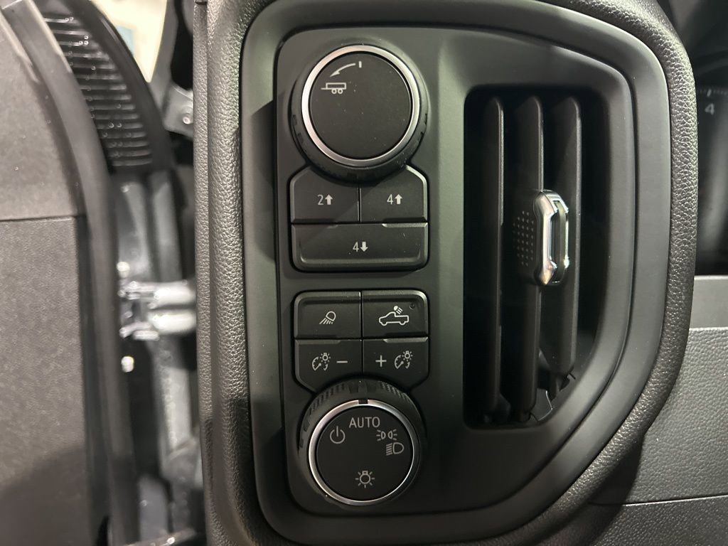 New 2026 Chevrolet Silverado 3500 W/T image 15