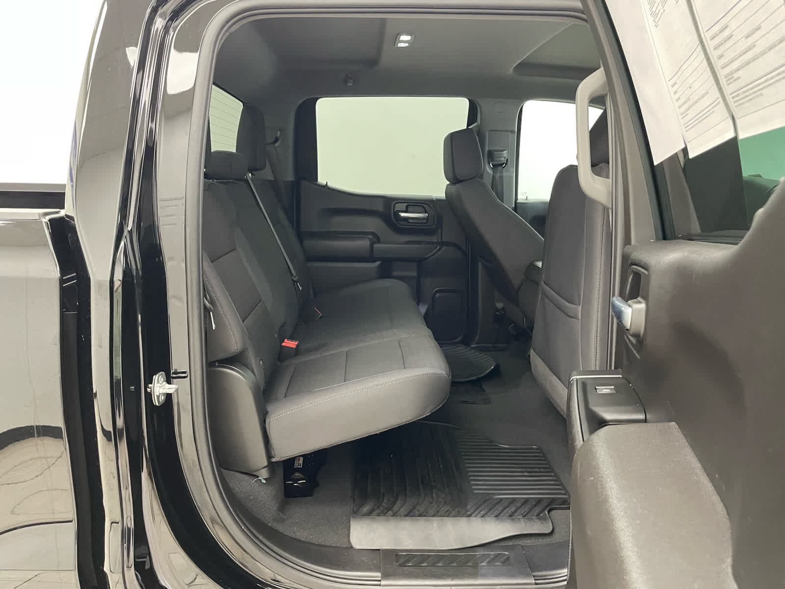 Used 2025 Chevrolet Silverado 1500 Custom w/ Turbomax Blackout Package AWD/4WD image 14
