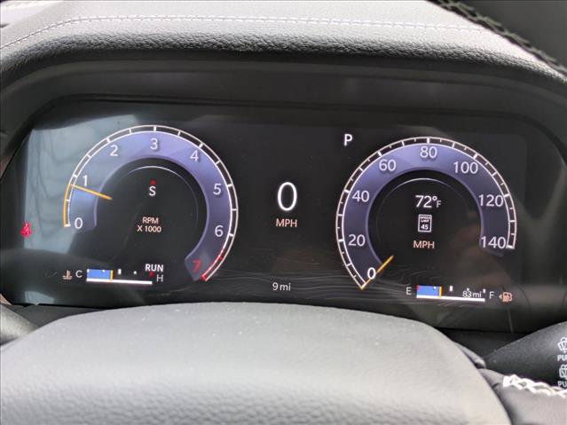New 2026 Jeep Grand Cherokee Limited w/ Luxury Tech Group II RWD image 11
