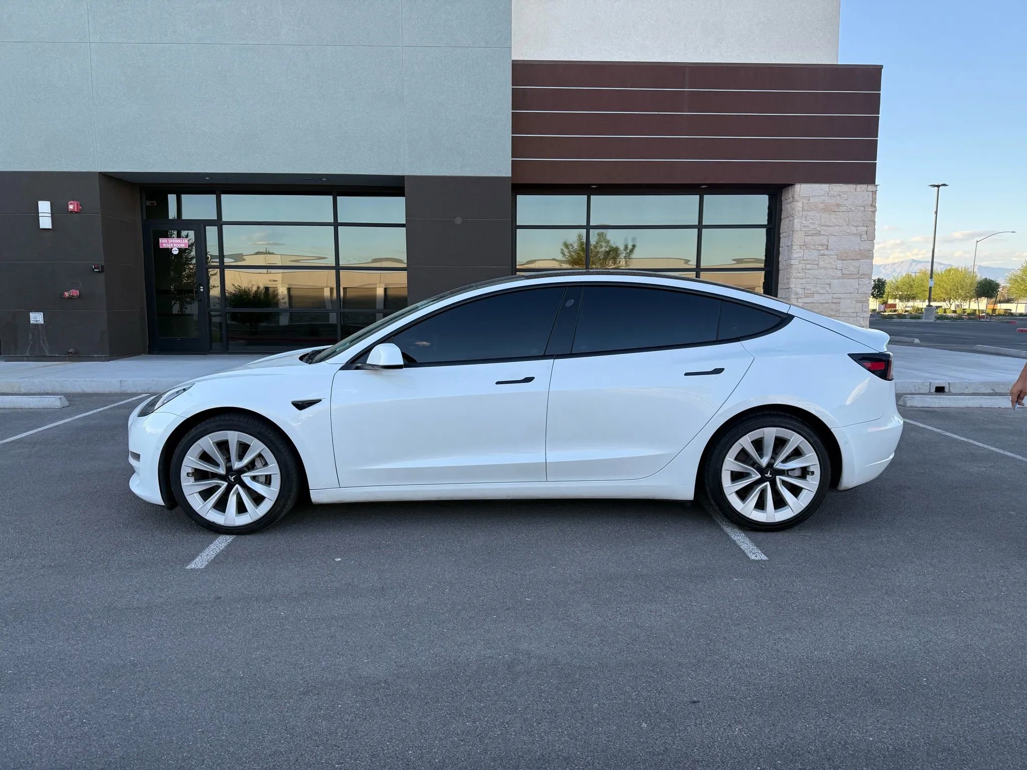 Used 2021 Tesla Model 3 Long Range image 7