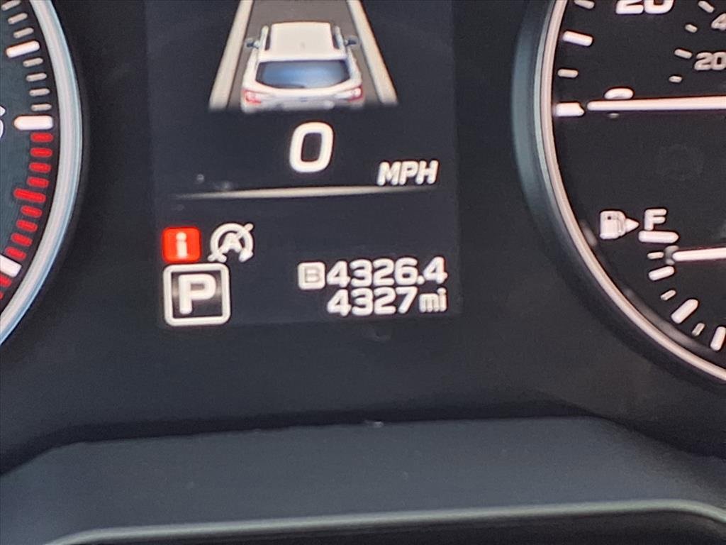 Certified 2025 Subaru Outback Premium image 12