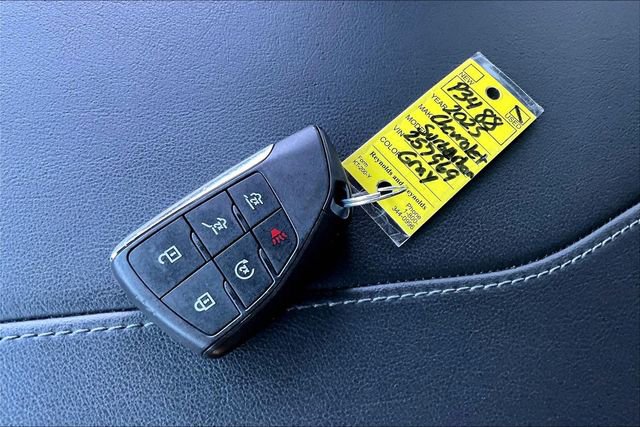 Used 2025 Chevrolet Suburban Z71 AWD/4WD image 36