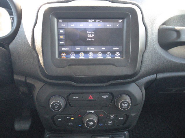 Used 2019 Jeep Renegade Trailhawk w/ Cold Weather Group II AWD/4WD image 20