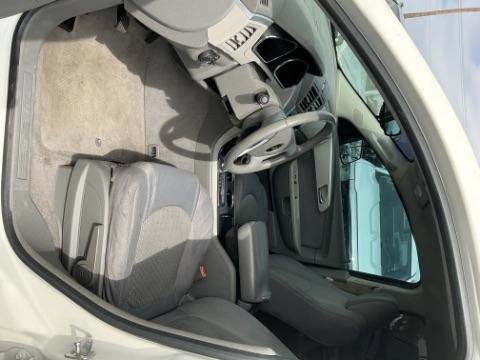 Used 2011 Chevrolet Traverse LS FWD image 9