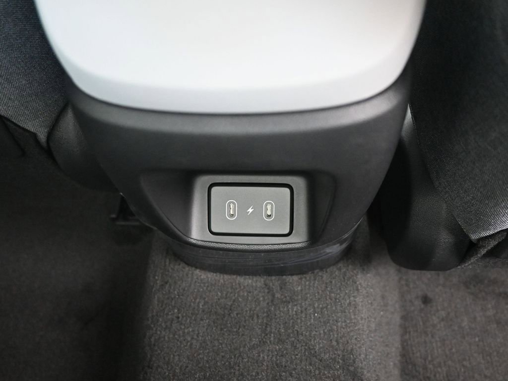 New 2026 Hyundai Elantra Limited image 16