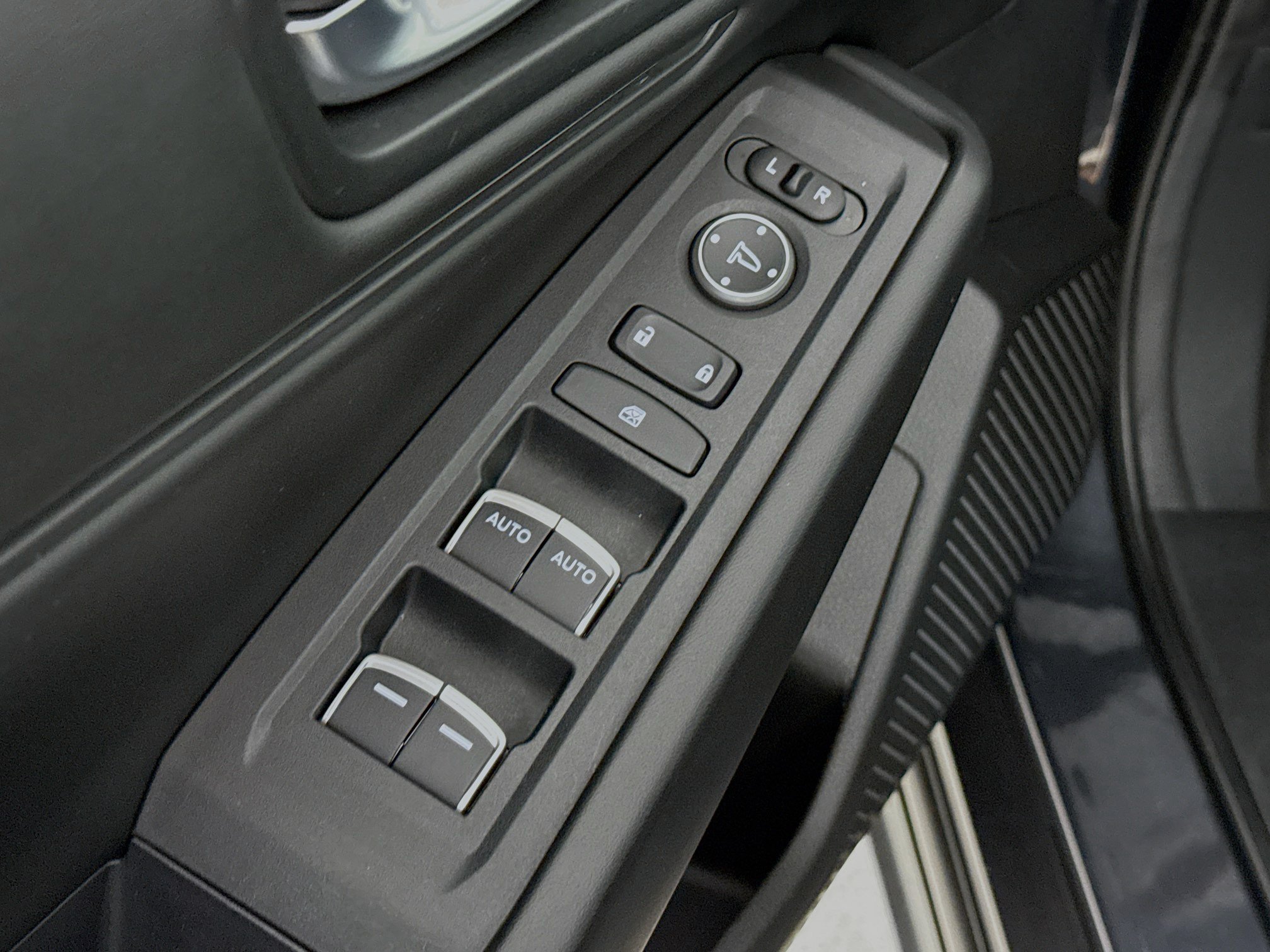 Certified 2023 Honda Accord EX image 19