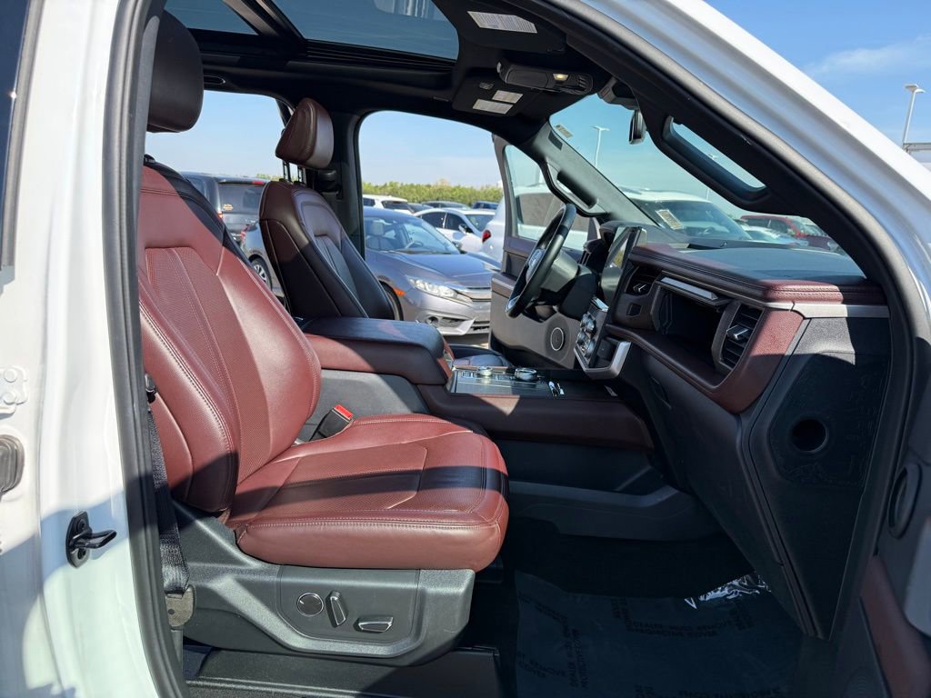 Used 2024 Ford Expedition Max Limited image 19