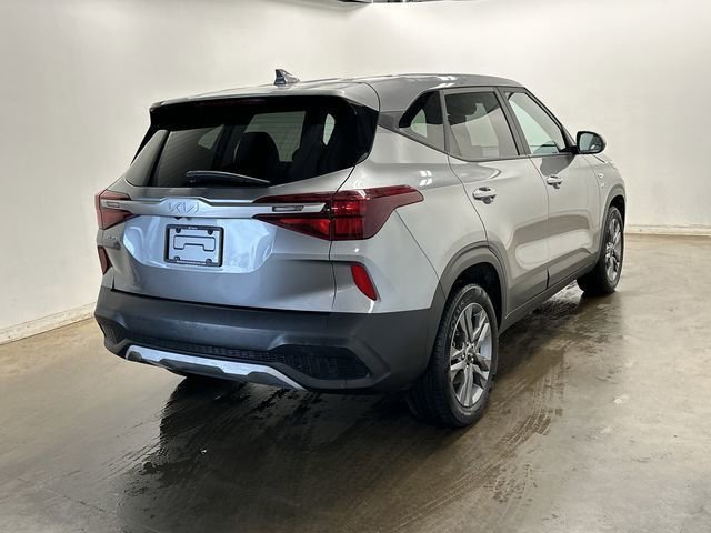 Used 2023 Kia Seltos LX AWD/4WD image 31