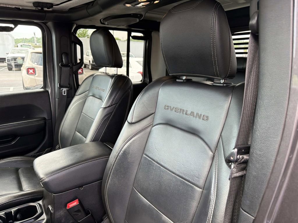 Used 2020 Jeep Gladiator Overland w/ Popular Equipment Package AWD/4WD image 21