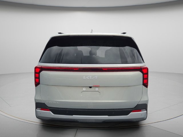 New 2026 Kia Carnival EX FWD image 4