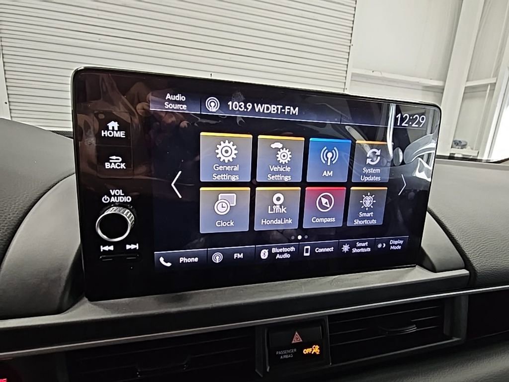 Used 2025 Honda Pilot EX-L image 16