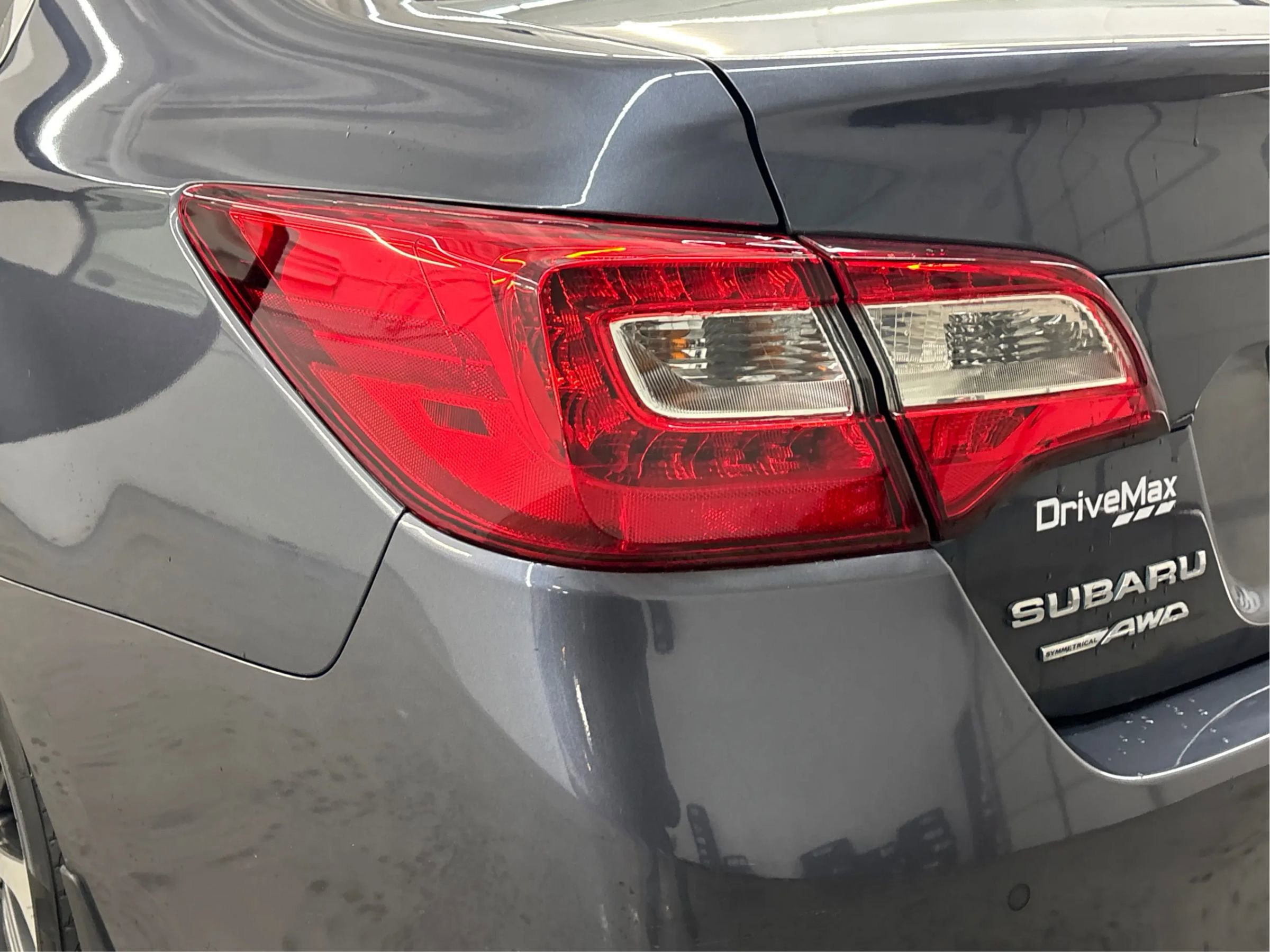 Used 2017 Subaru Legacy 2.5i Limited AWD/4WD image 35
