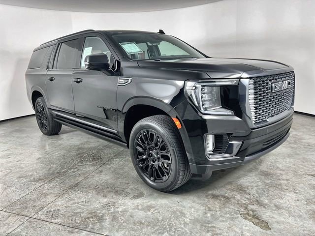 Used 2023 GMC Yukon XL Denali Ultimate image 2