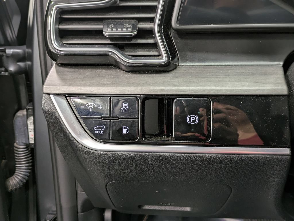 Used 2023 Kia Sportage X-Line AWD/4WD image 25