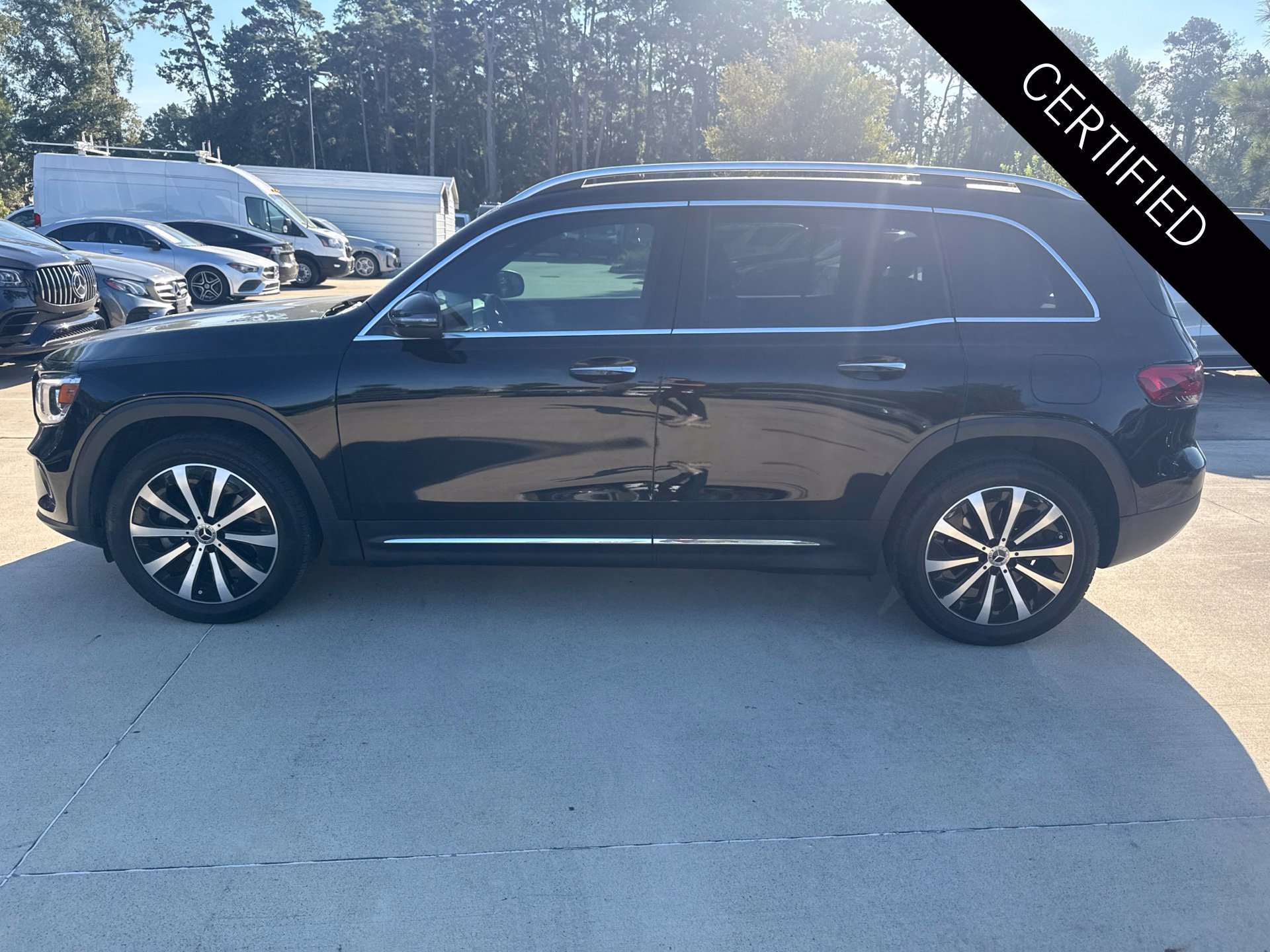 Certified 2023 Mercedes-Benz GLB 250 4MATIC image 7