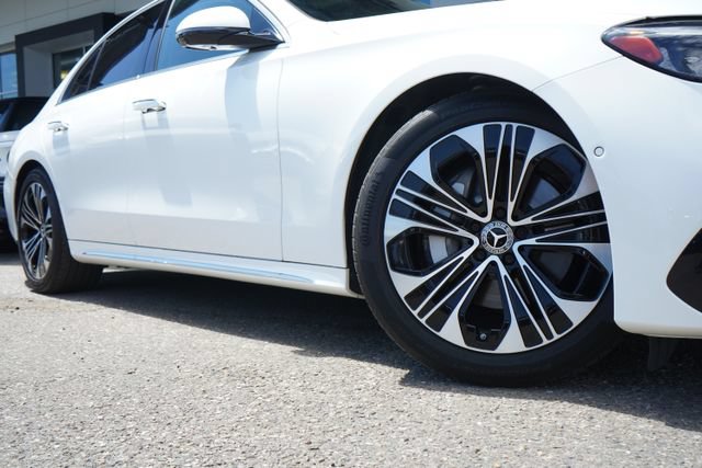 Certified 2025 Mercedes-Benz E 350 Sedan image 10