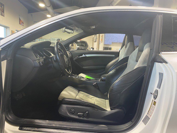 Used 2009 Audi S5 4.2 image 12