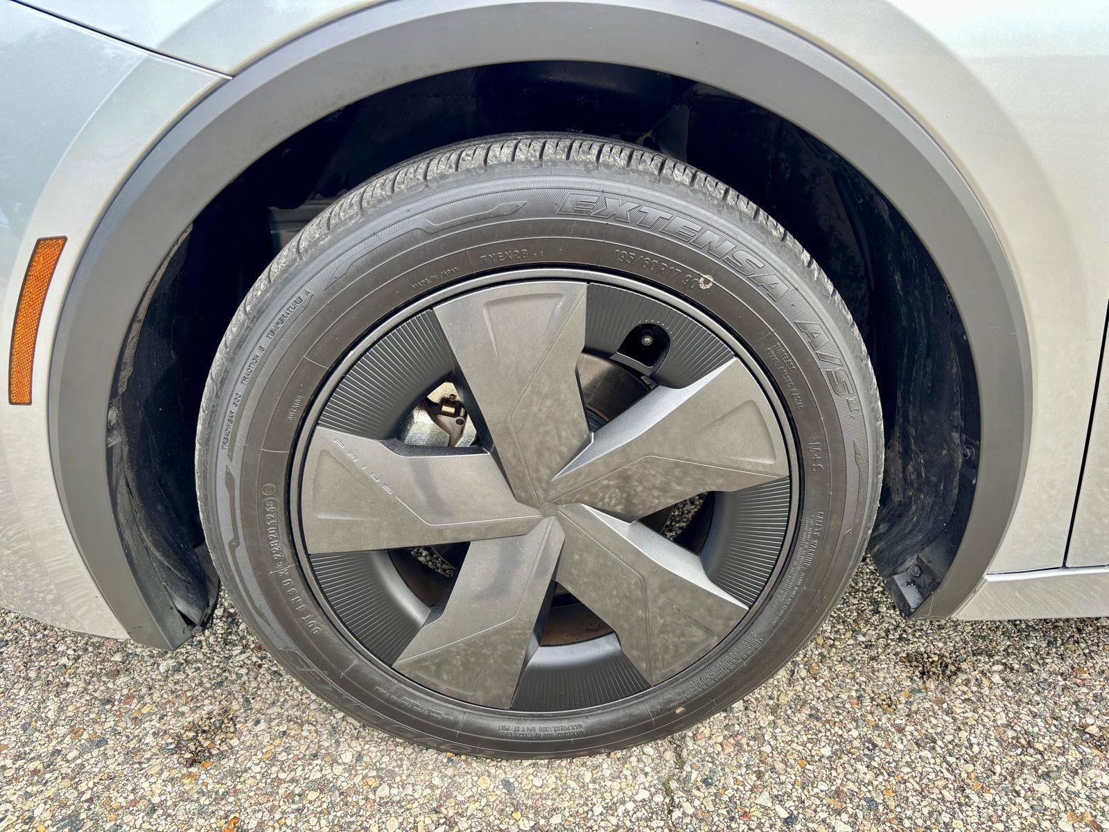 Used 2024 Toyota Prius LE image 30