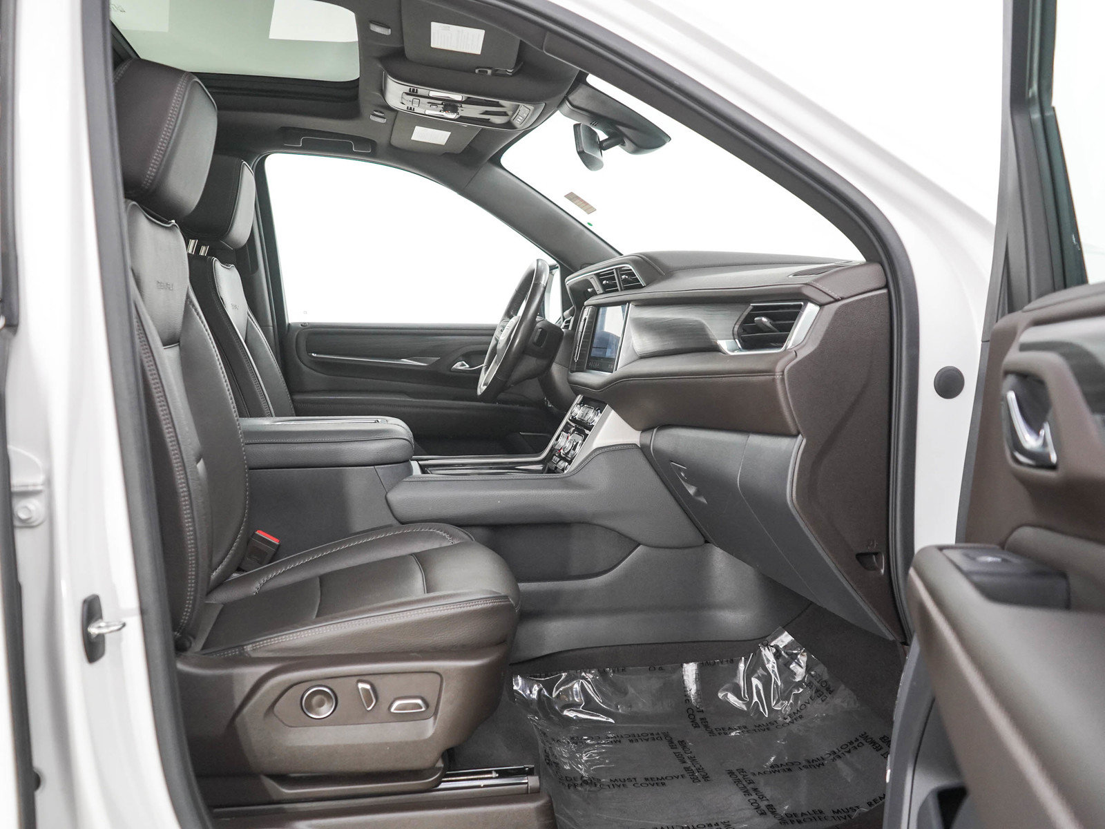 Used 2021 GMC Yukon XL Denali AWD/4WD image 11