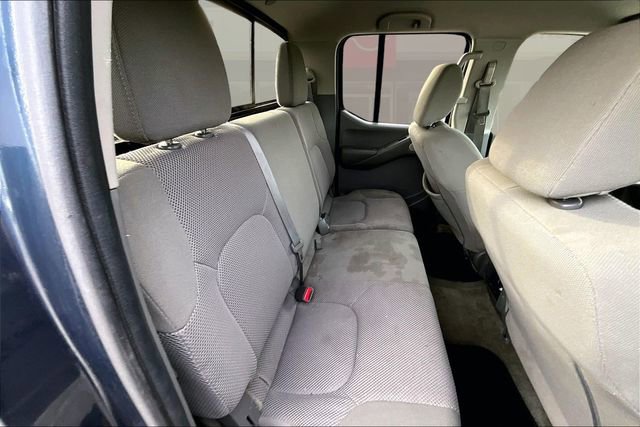 Used 2018 Nissan Frontier SV image 21