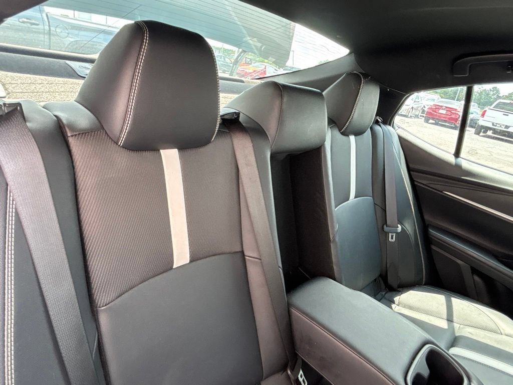 Used 2025 Toyota Camry SE FWD image 28