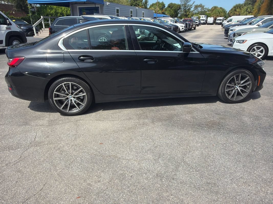 Used 2022 BMW 330i xDrive Sedan w/ Driving Assistance Package AWD/4WD image 6