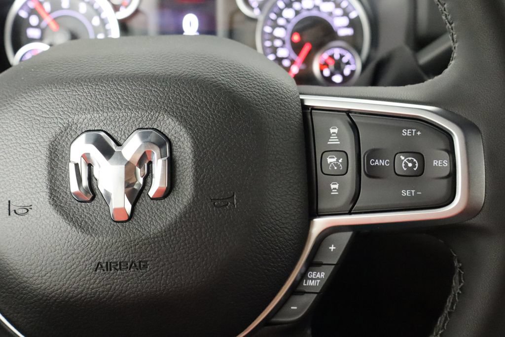 New 2026 RAM 2500 Big Horn AWD/4WD image 10