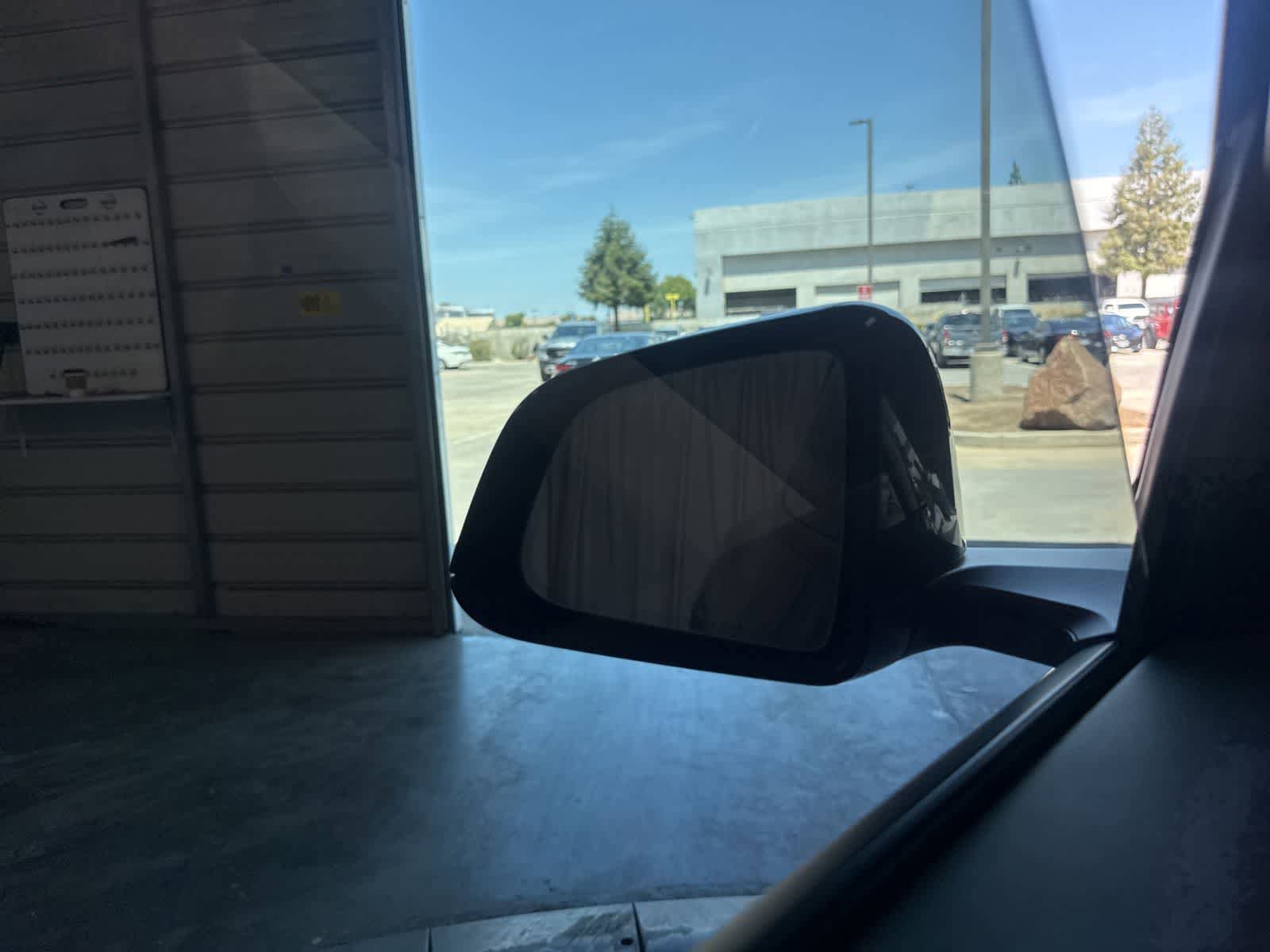 Used 2022 Tesla Model Y Performance AWD/4WD image 21
