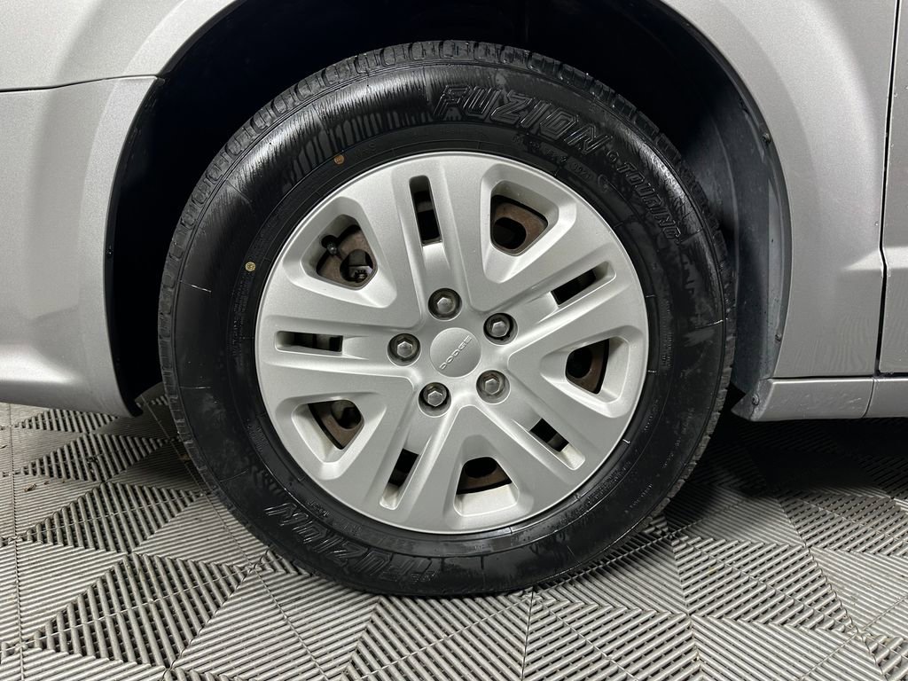 Used 2017 Dodge Grand Caravan SE w/ Power Window Group image 14