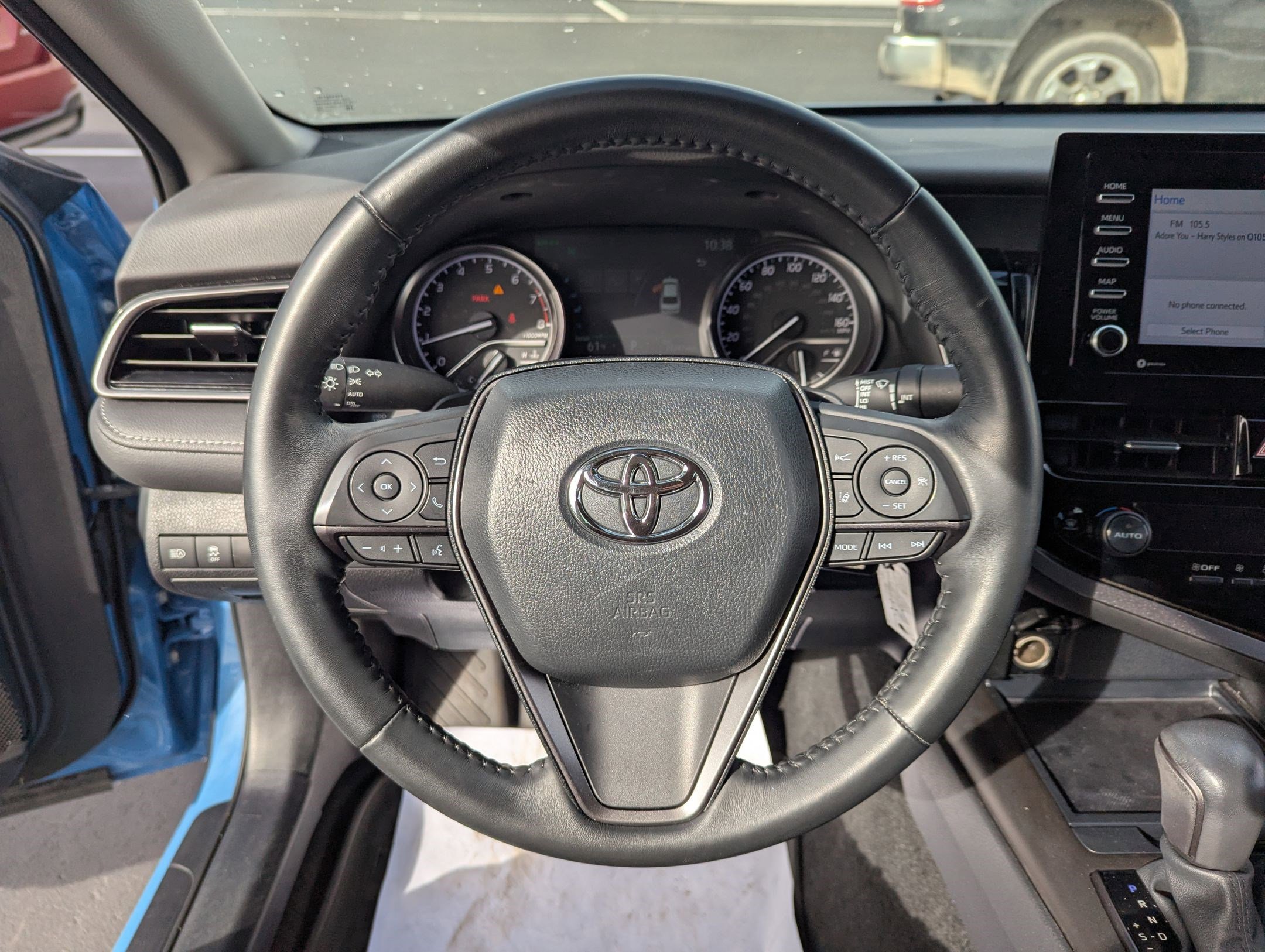 Used 2023 Toyota Camry SE image 10