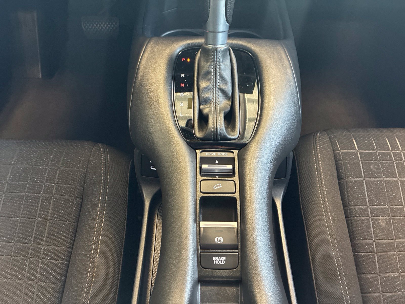 Used 2024 Honda HR-V LX image 21