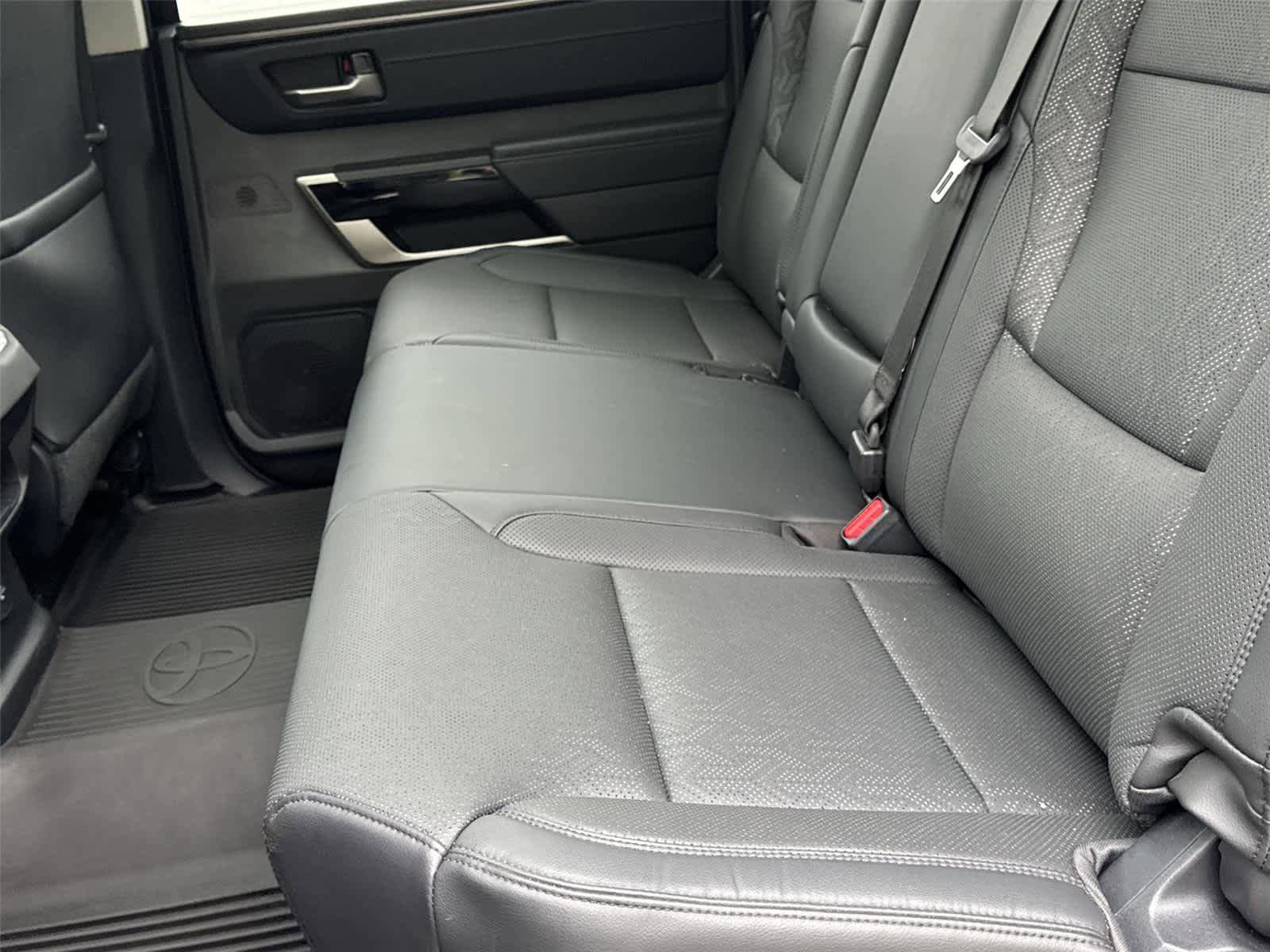 Used 2024 Toyota Tundra Limited AWD/4WD image 14