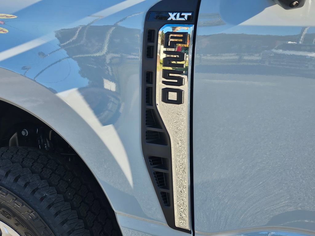 New 2026 Ford F250 XLT w/ XLT Premium Package image 29