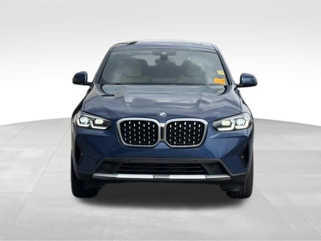 Certified 2025 BMW X4 xDrive30i image 13