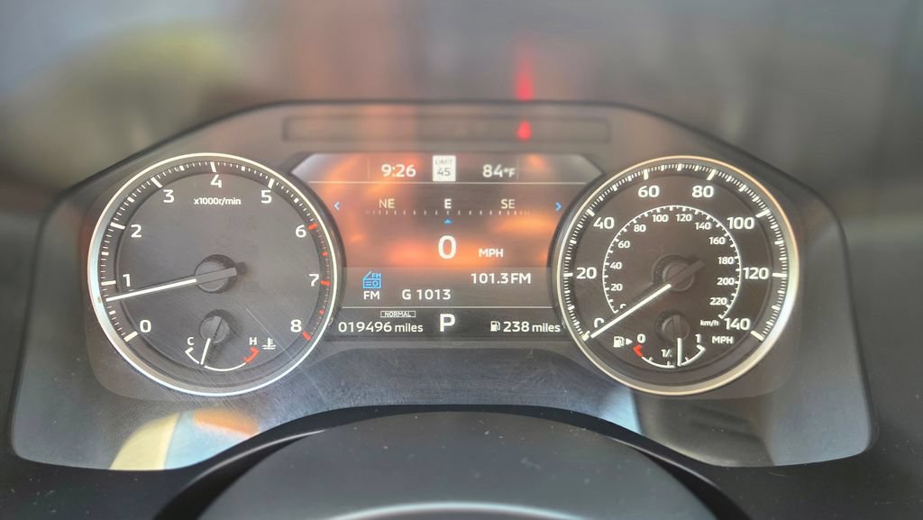 Used 2024 Mitsubishi Outlander SE AWD/4WD image 16