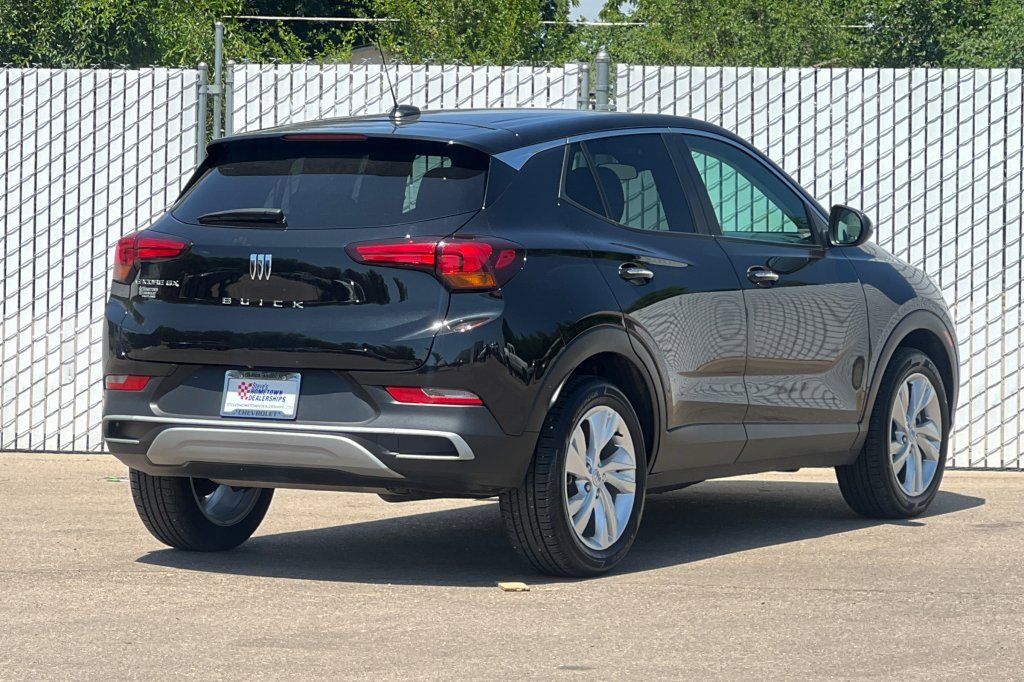 Used 2024 Buick Encore GX Preferred w/ Comfort Package image 4