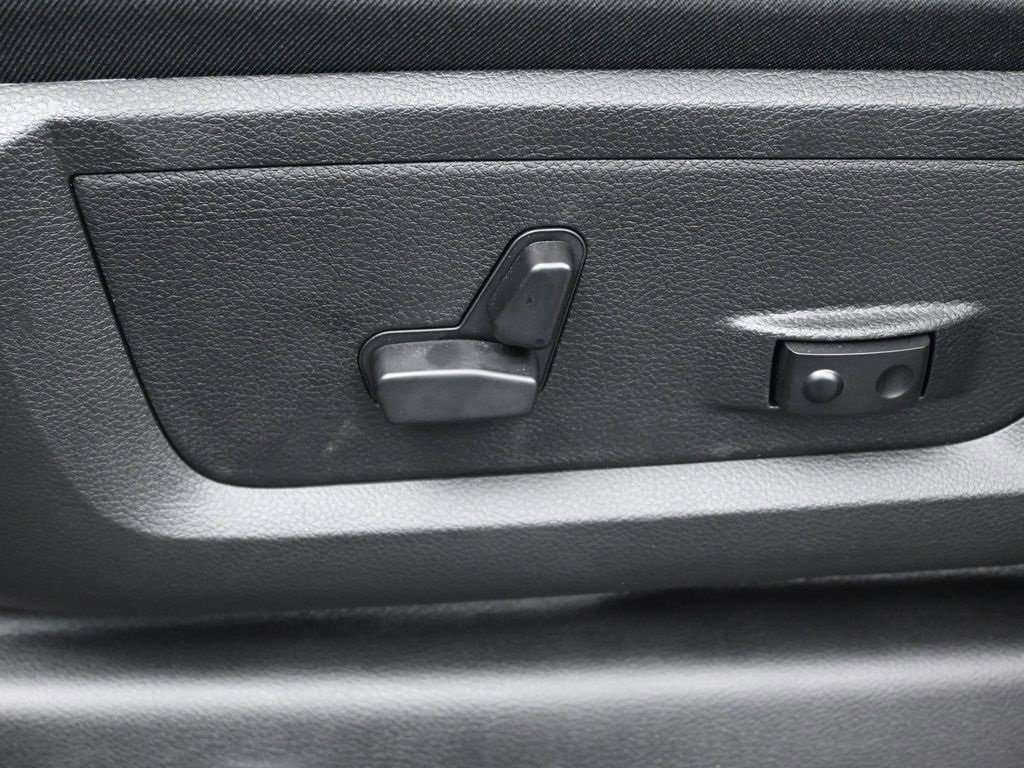 New 2026 RAM 2500 Laramie w/ Night Edition image 33